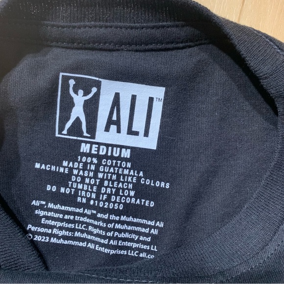 Muhammad Ali Boxing Black Short Sleeve Crew Neck Men's T-Shirt Size M - Picture 2 of 5